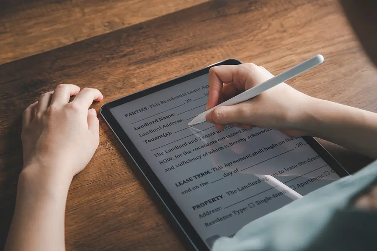 Electronic Notices in Florida: What Landlords and Property Managers Need to Know